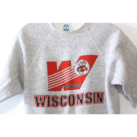 Vintage University of Wisconsin Badgers Sweatshirt Medium - Picture 2 of 5